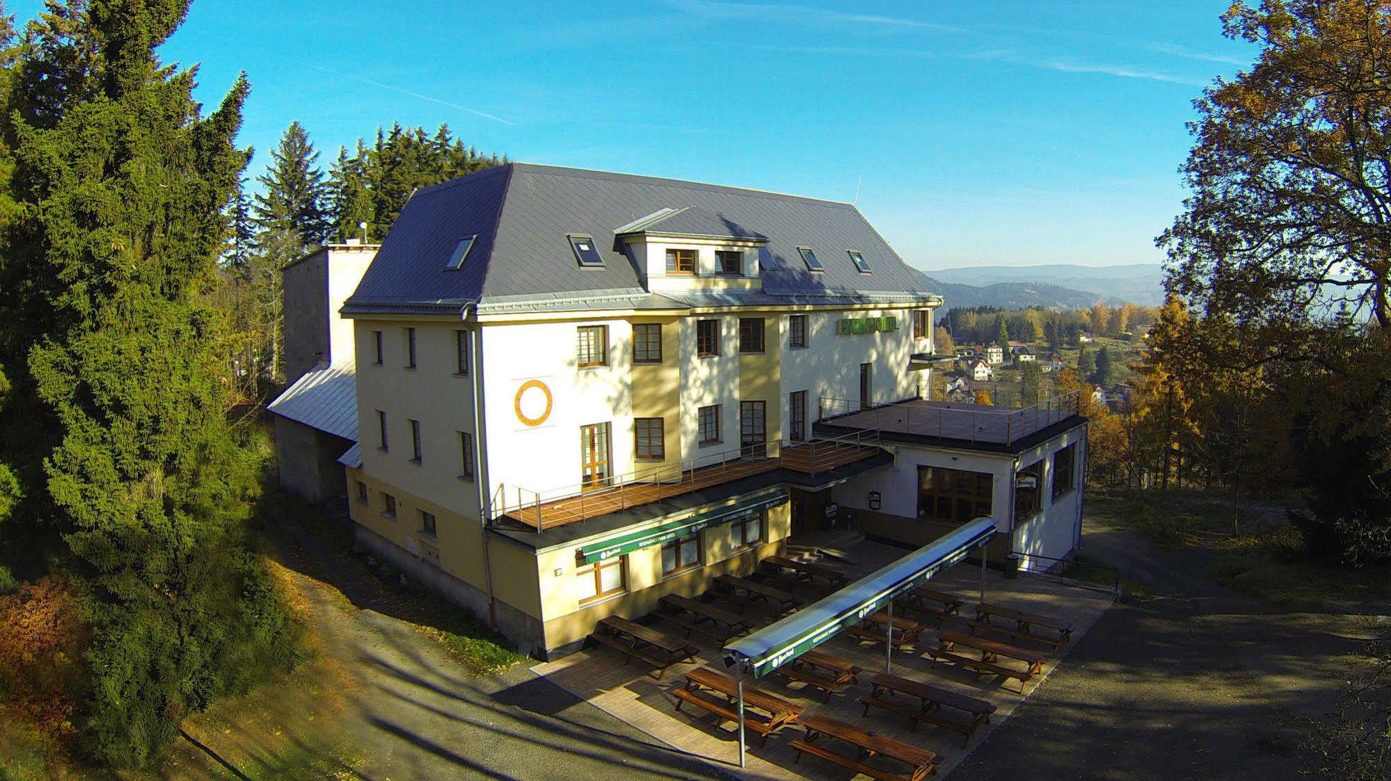 Parkhotel Smržovka Kültér fotó